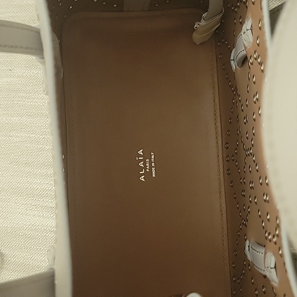 Alaia bag - Picture 4 of 15